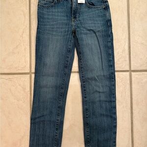 Kids BRAND NEW The Children’s Place Jeans Denim Medium Wash Size 7 Straight Leg